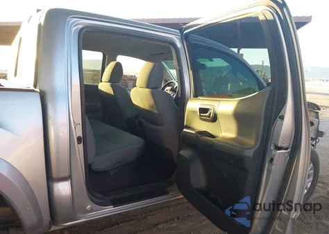 2017 Toyota Tacoma Sr5 V6 z USA, uszkodzony, nr VIN 3TMAZ5CN9HM052170